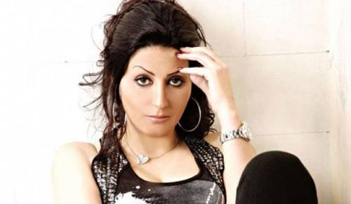 وفاء عامر في غرفة العمليات