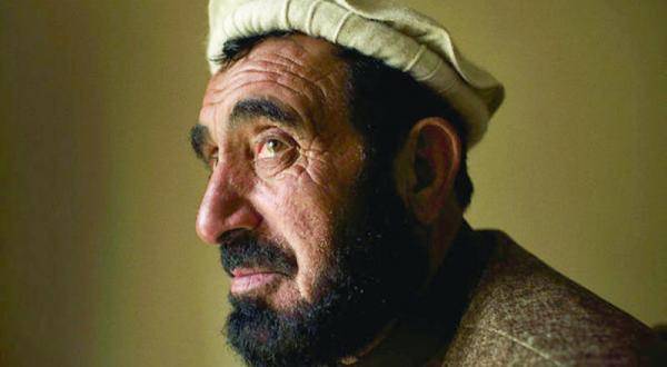 سجين سابق بغوانتانامو يقود الحرب ضد «داعش» وطالبان