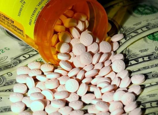 المخدرات الكابتغون مكافآت أمراء داعش للمقاتلين الأشرس في المعارك