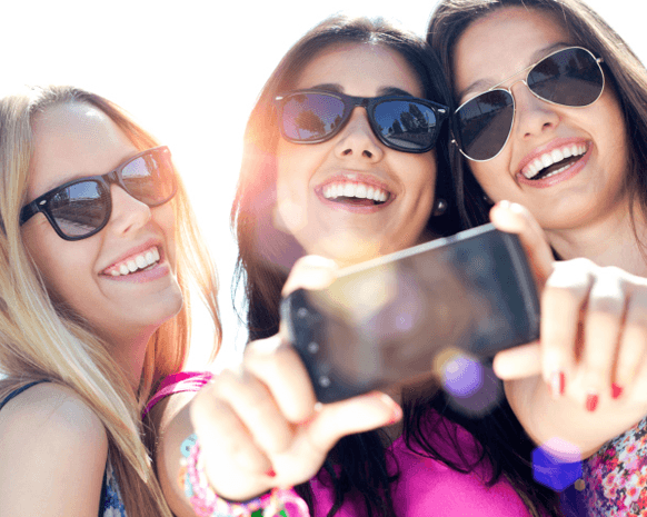 6 صديقات يؤثّرن على علاقتك بزوجك... تعرّفي إليهنّ!