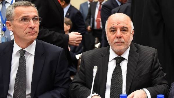 العبادي يطلب من الناتو التأثير على أنقرة لسحب قواتها من شمال العراق