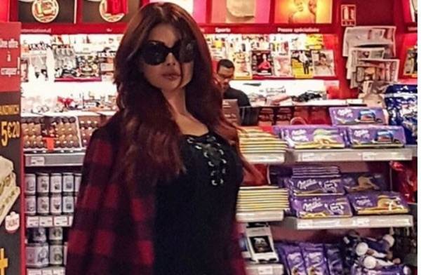 هيفاء وهبي محرومة من الشوكولاتة.. لماذا؟