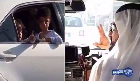 بالفيديو: تواضع وحب متبادل يجمع الشيخ محمد بن راشد بأطفال عند إشارة المرور