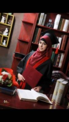 مبر ك التخرج لــــ هناء ياسين