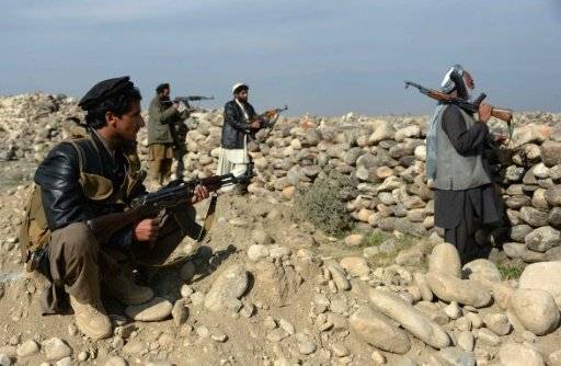 ميليشيا افغانية تقطع رؤوس اربعة جهاديين