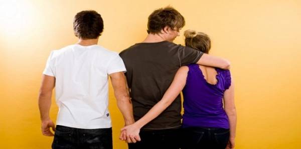 لماذا تخون المرأة؟