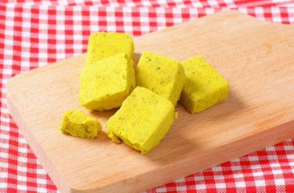 منها تدمير خلايا المخ والاصابة بالسرطان.. أضرار ومخاطر مكعبات مرق الدجاج