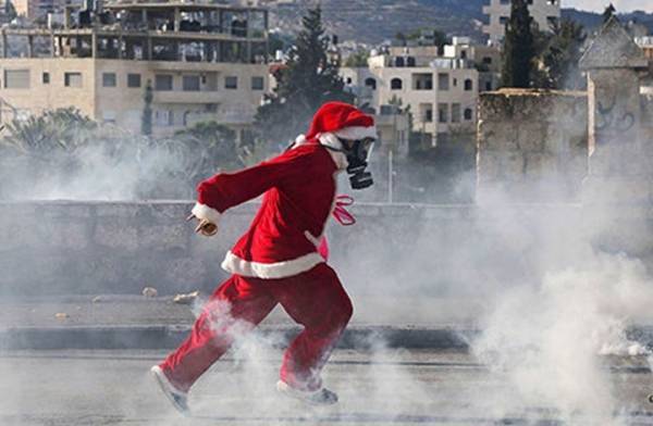 إيكونوميست: المسيحيون يختفون من الشرق الأوسط