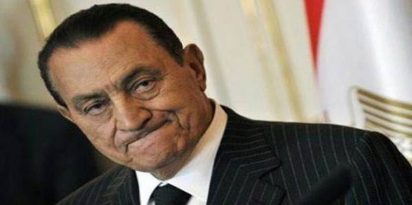 مصر تسعى لاستعادة أموال “مبارك” مجددًا