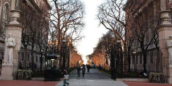 طرد طالبة كويتية من جامعة فرنسية عريقة بسبب تعليق على فيسبوك