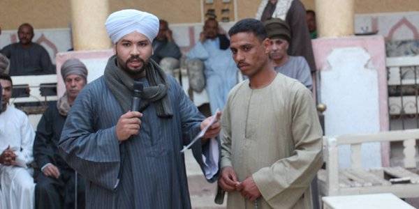 هنروح الجامعة بالجلابية.. حملة للعودة إلى التراث المصري