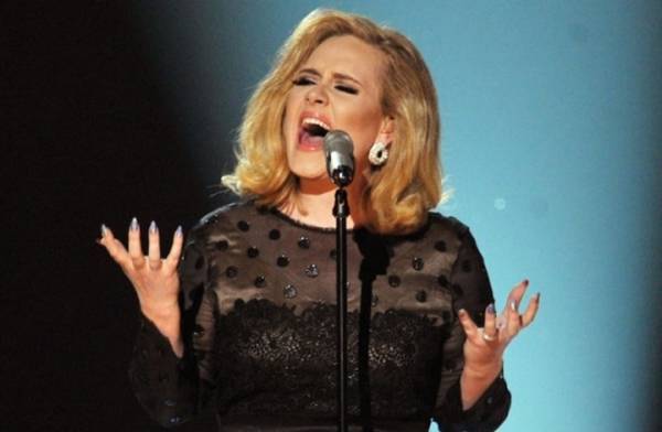 أغنية Hello بحوالي مليار مشاهدة في يوتيوب بـ90 يوما (فيديو)