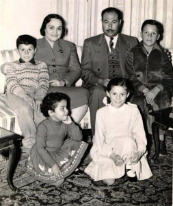 والدة حسين هزاع المجالي في ذمة الله