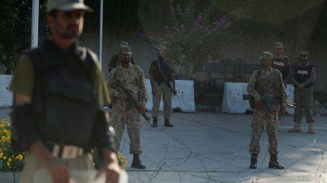 مقتل 20 شخصًا في هجوم مسلح على جامعة بباكستان