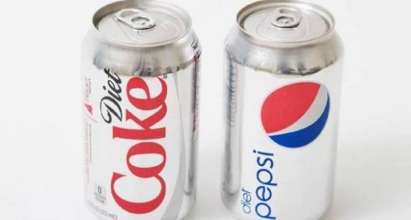 فضحية “كوكاكولا” و”بيبسي”.. نتائج الدراسات تمولها الشركتين!