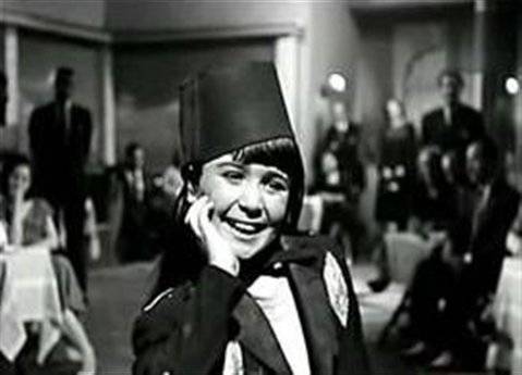 المرض يغير ملامح الممثلة فيروز بصورة تدعو للقلق.. ادعوا لها