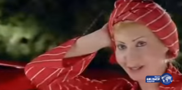 القبض على مطربة كليب “أنا زهقانة” أثناء ممارسة الرذيلة !!