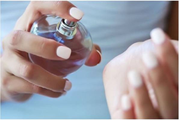 كيف تبقى رائحتكم جميلة طوال النهار بفضل هذه الحيلة!