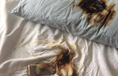 لن تصدق.. مخاطر النّوم والهاتف النقال أسفل الوسادة!!