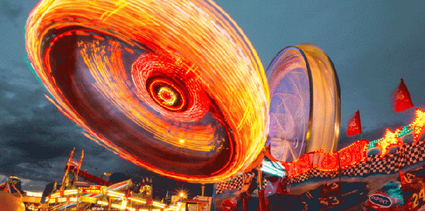 سقوط مروع لصيني من لعبة ملاهٍ (فيديو)