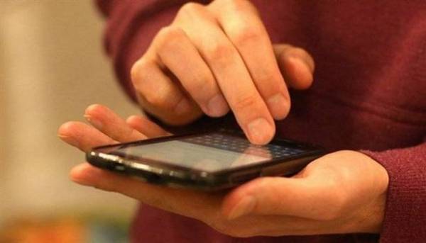 تطبيق جديد ينافس واتس آب.. لا يحتاج الى انترنت!