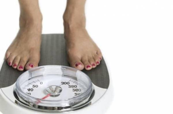 5 عادات يومية تسبب زيادة الوزن