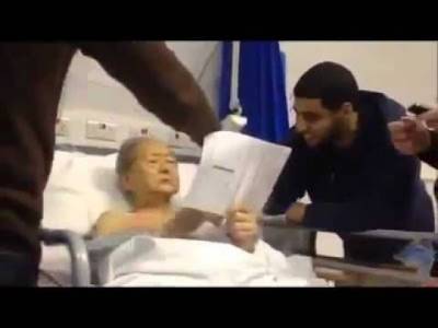 بالفيديو... صيني يدخل الإسلام قبل موته بلحظات