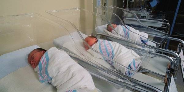 مفاجأة.. الأطفال المولودون قبل أوانهم عرضة للبطالة والفقر والجهل!