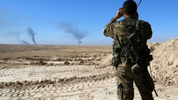 القوات الكردية تأسر إرهابيا من تنظيم داعش الارهابي يحمل الجنسية الأمريكية