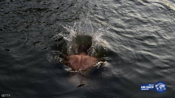 بالصور.. نهر يساعد النساء في الحصول على عريس!