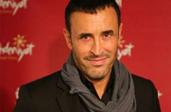 كاظم الساهر يعلن انسحابه من ذا فويس كيدز بسبب شعوره بالألم