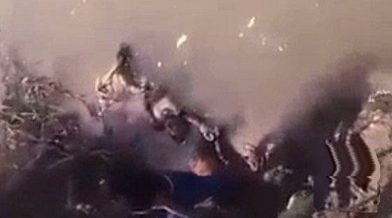 بالفيديو.. عراقية تربط أطفالها بجسدها وتنتحر في نهر الفرات!