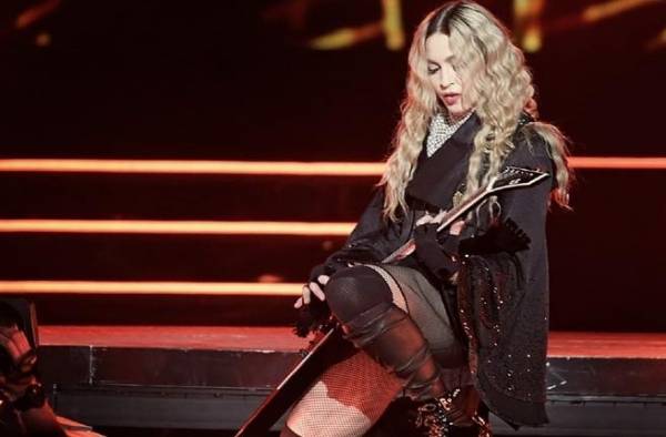 مادونا تجمع مليار جنيه استرليني من جولتها الغنائية في سيدني!