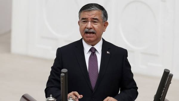 وزير الدفاع التركي: إتمام بناء القاعدة العسكرية التركية بقطر خلال عامين