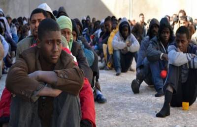 مقتل 5 مهاجرين وإصابة 15 إثر محاولة هروب جماعي من مركز احتجاز ليبي