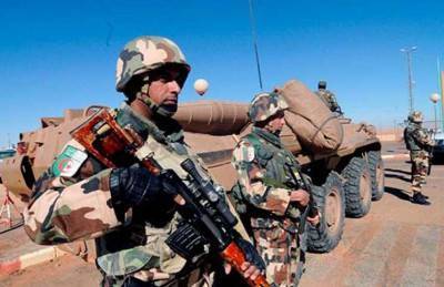 الجيش الجزائري يعلن القضاء على أربعة “إرهابيين” قرب الحدود مع تونس