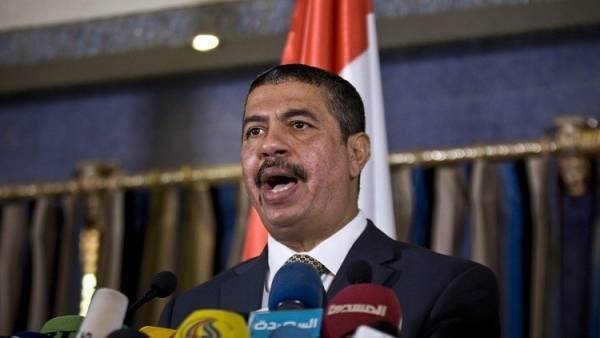 اليمن.. بحاح يرفض قرار إقالته ويعتبره انقلابا على الدستور