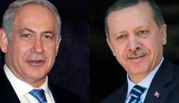 لماذا يطبع اردوغان العلاقات مع تل ابيب وليس موسكو؟