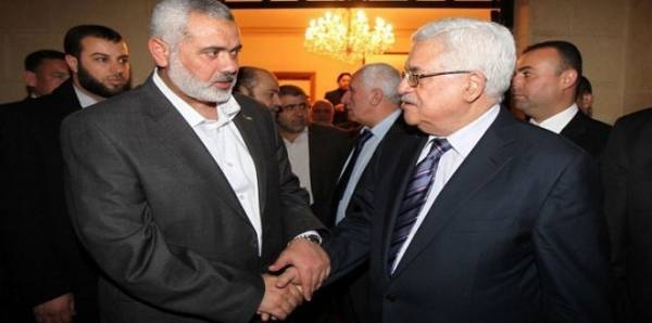 فتح وحماس تتفقان على ثورة سلمية ضد إسرائيل