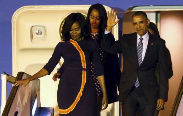 أوباما وزوجته يقلصان تبرعاتهما بسبب تراجع الدخل