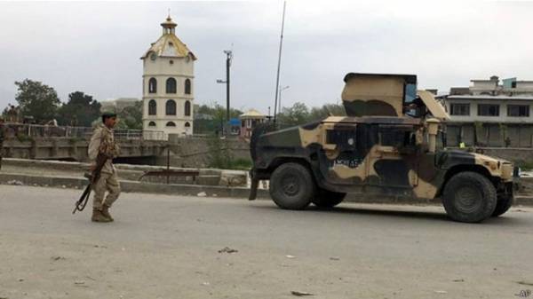 العديد من القتلى في تفجير انتحاري تبنته طالبان في كابول