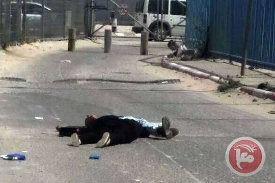 الرواية الحقيقية لاعدام الام واخيها على حاجز قلنديا برصاص الاحتلال الصهيوني تفاصيل