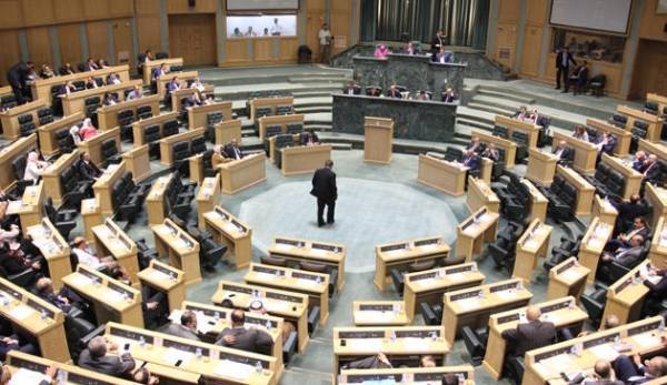 تعديل مرتقب على الانتخاب قبل نهاية عادية النواب