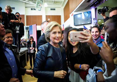 ترامب يتهم كلينتون بالتواطؤ في خيانات زوجها مع مونيكا لوينسكي..