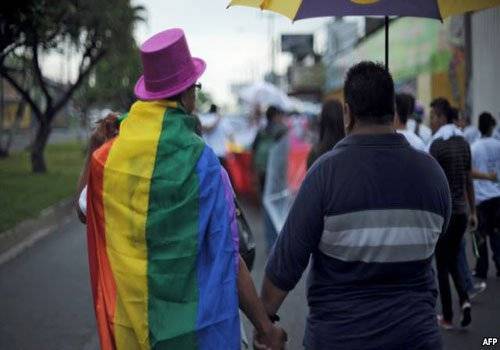 مجلس النواب الإيطالي يناقش مسودة قانون السماح بزواج المثليين