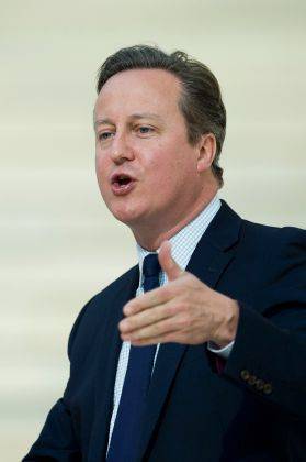 كامرون يخشى حرباً في أوروبا إذا انسحبت بريطانيا من الاتحاد