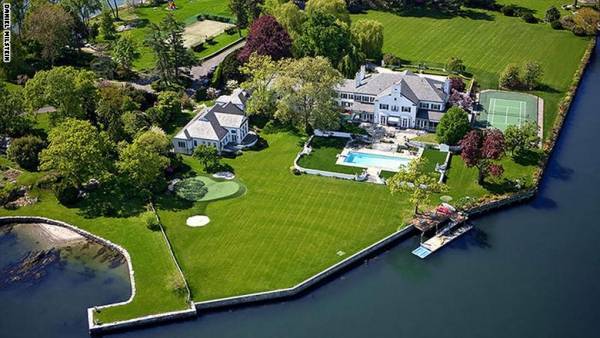 نظرة داخل قصر دونالد ترامب السابق.. المعروض للبيع