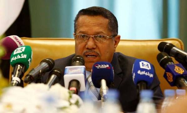 رئيس الوزراء اليمني يرفض تشكيل حكومة وحدة قبل التزام المتمردين القرار 2216