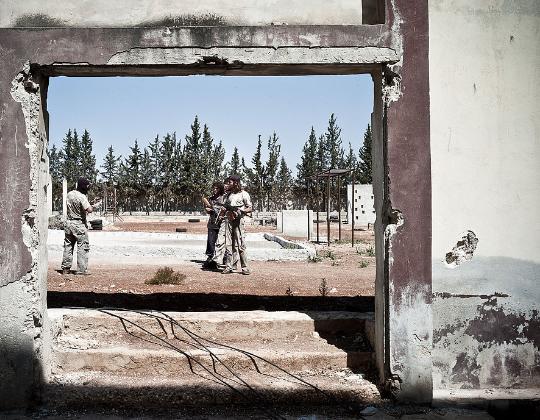 يابلاش.. داعش يبيع سباياه على الانترنت