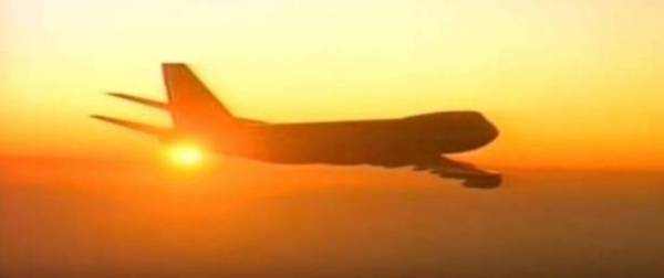 فيديو : من هي المرأة الاشهر في عالم الطيران ؟